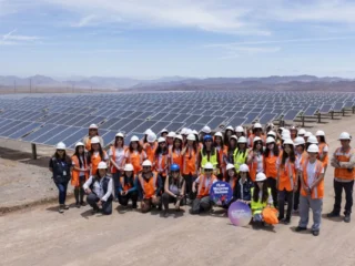 Innergex recibe en Atacama el sello “Las Mujeres Suman” por su impulso al talento femenino en el sector energético