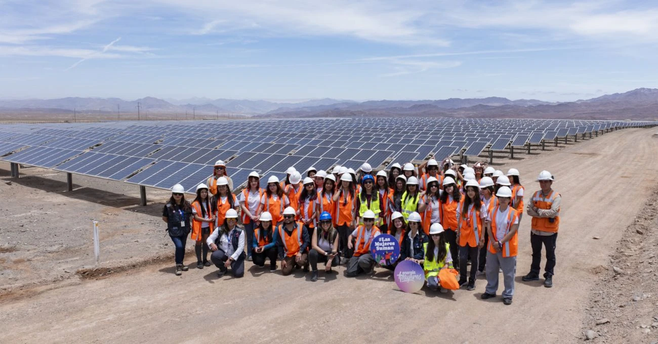 Innergex recibe en Atacama el sello “Las Mujeres Suman” por su impulso al talento femenino en el sector energético