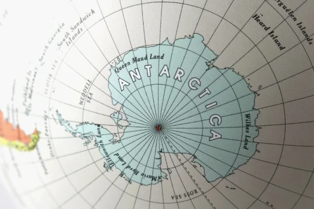 El agujero de ozono en la Antártica se hizo más pequeño y podría recuperarse este siglo, según la NASA