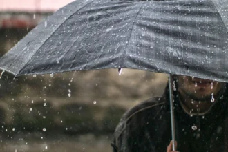 A partir de esta hora llegará un nuevo sistema frontal al país: Dejará "precipitaciones importantes" y viento