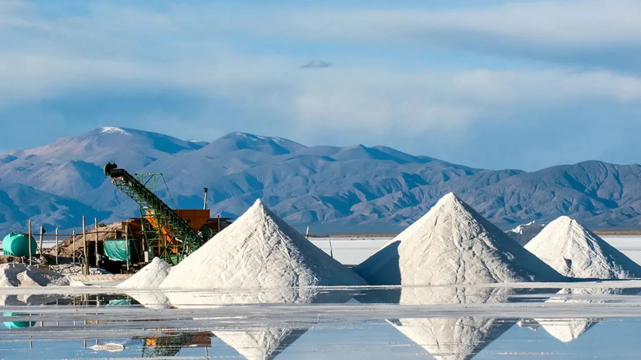 SEA publica segunda edición de “Guía para la descripción de proyectos de explotación de litio y otras sustancias minerales desde salares en el SEIA”