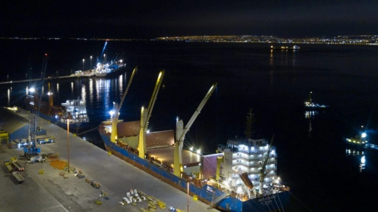 Terminal Puerto Coquimbo atiende recalada simultánea de tres buques
