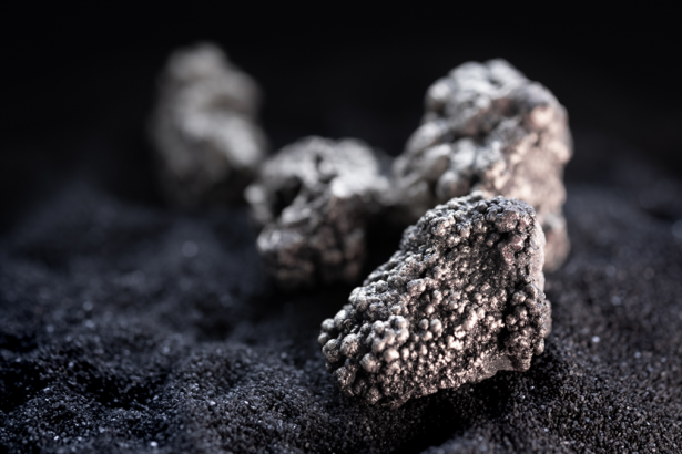 Occidente enfrenta desafíos críticos para reducir dependencia de China en tierras raras