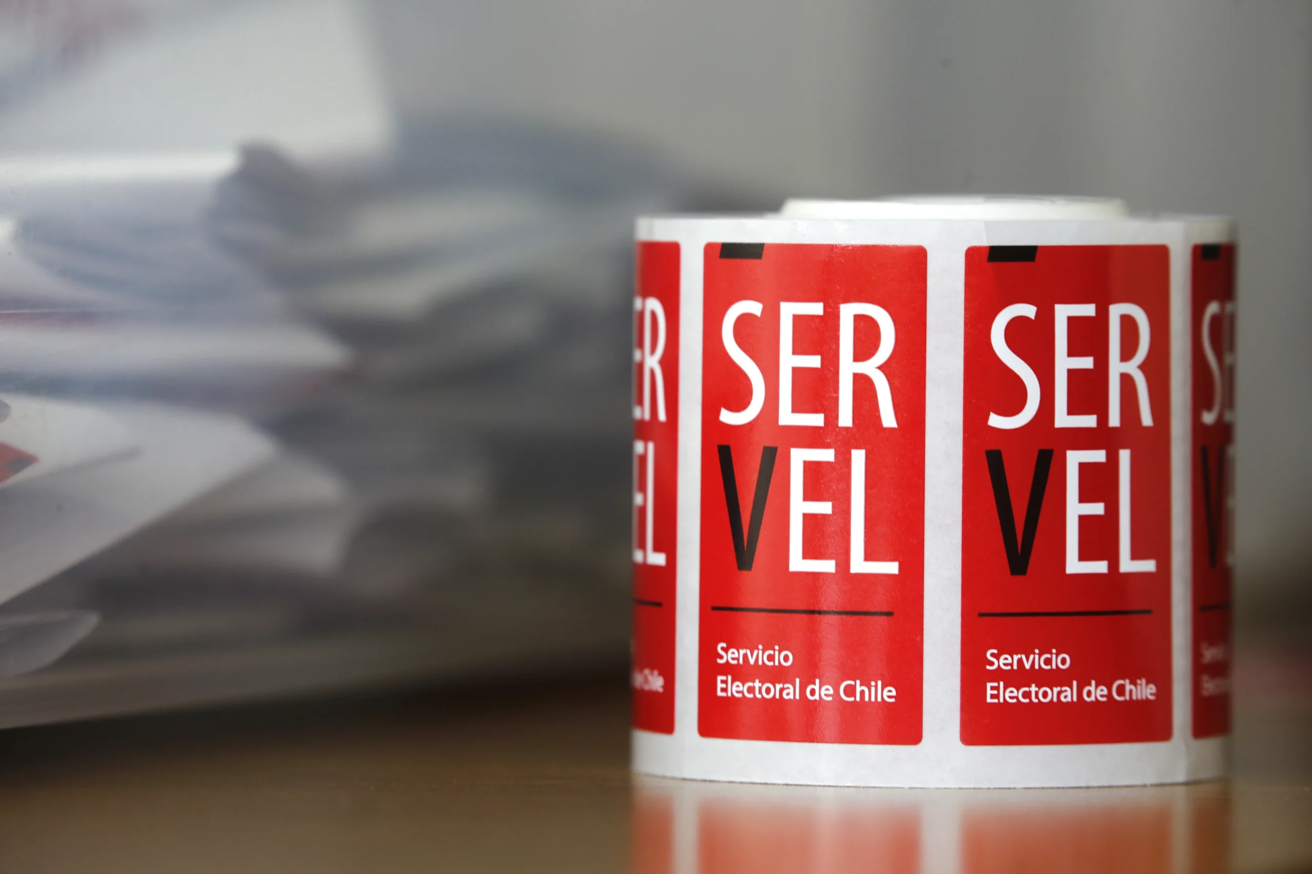 Multas de hasta $556 mil por no asistir a ejercer de vocal de mesa en Presidenciales 2025