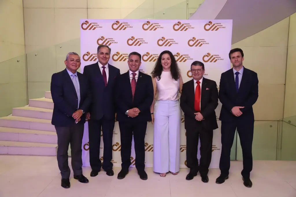 Destacaron trabajo colaborativo para el desarrollo de la minería y comunidades Destacaron trabajo colaborativo para el desarrollo de la minería y comunidades