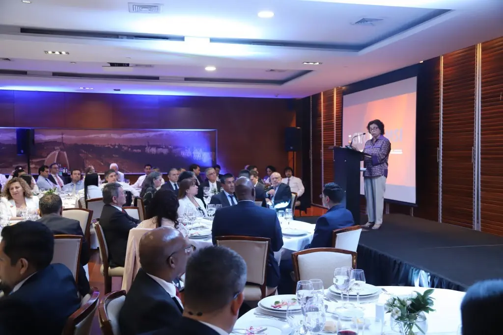 Destacaron trabajo colaborativo para el desarrollo de la minería y comunidades Destacaron trabajo colaborativo para el desarrollo de la minería y comunidades