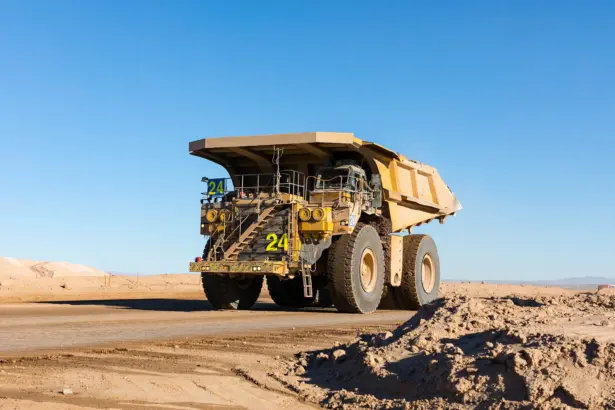 Minería consolida su liderazgo en ranking de reputación empresarial Merco 2025