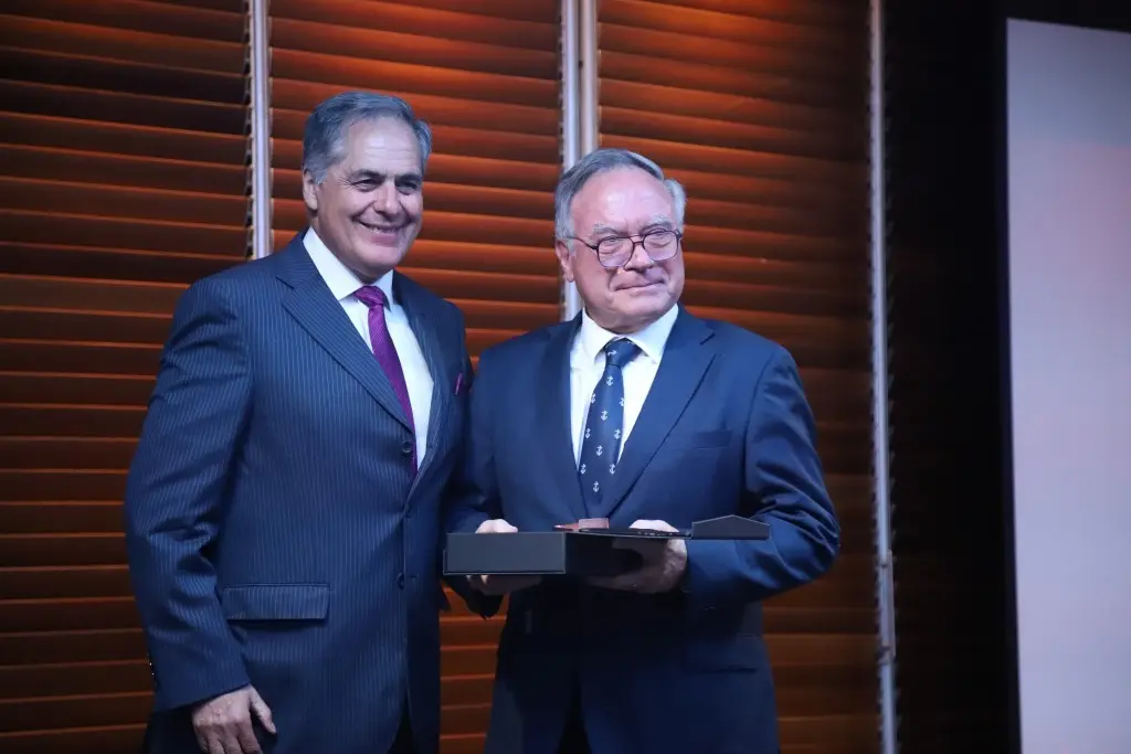 Destacaron trabajo colaborativo para el desarrollo de la minería y comunidades Destacaron trabajo colaborativo para el desarrollo de la minería y comunidades