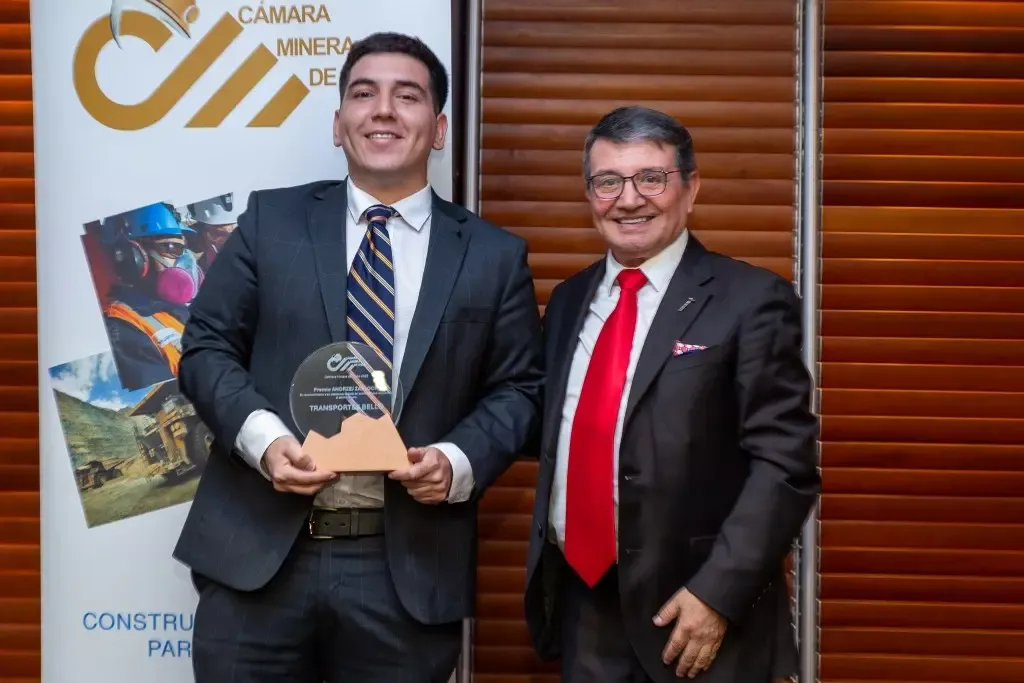 Destacaron trabajo colaborativo para el desarrollo de la minería y comunidades Destacaron trabajo colaborativo para el desarrollo de la minería y comunidades