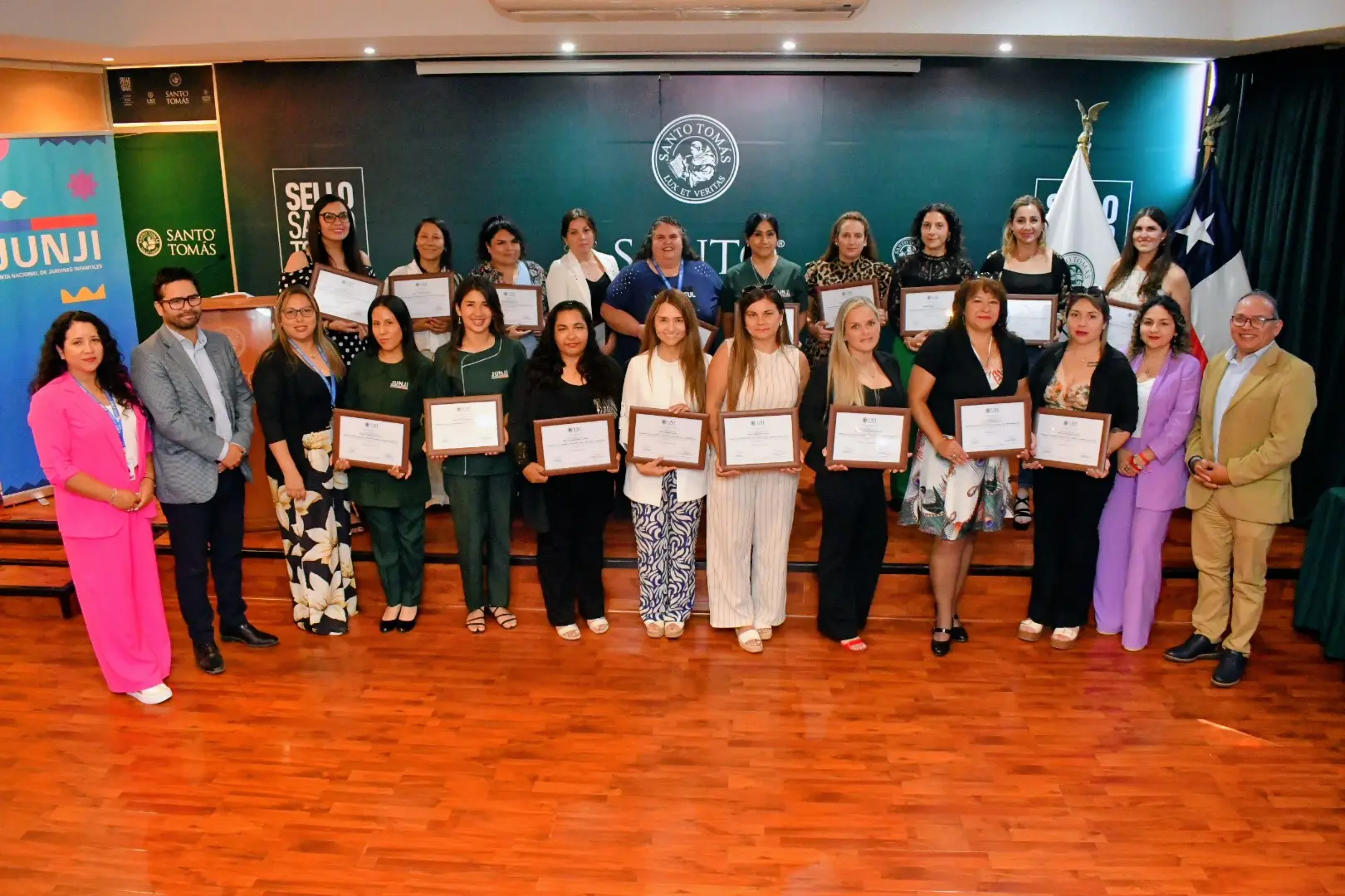 Santo Tomás, Fundación Collahuasi y Junji impulsan formación en autismo para educadores de Tarapacá