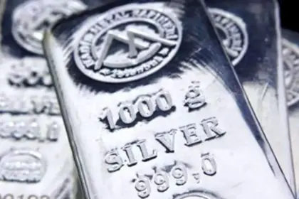 La plata irrumpe con fuerza en los mercados y desafía el protagonismo histórico del oro