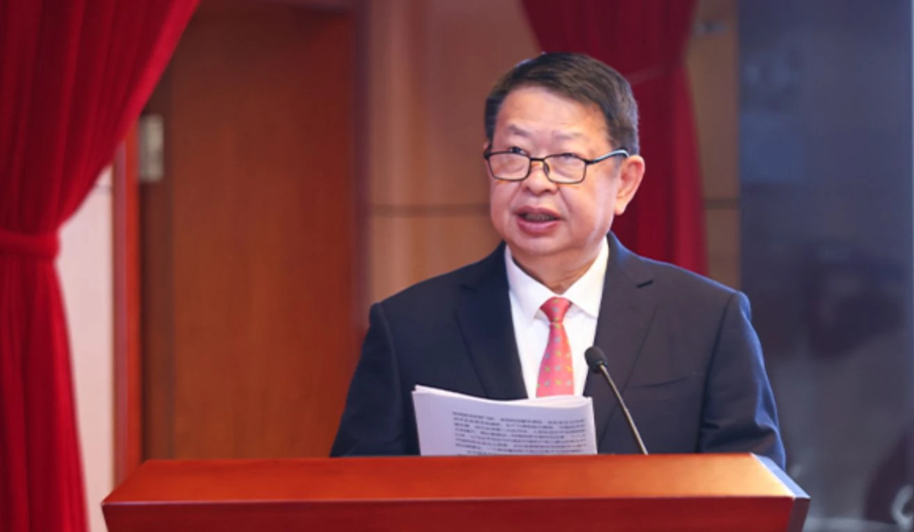 Chen Jinghe se retira y deja a Zijin Mining en la élite global del sector