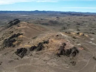 Proyecto aurífero y argentífero en Santa Cruz avanza con éxito en su campaña de perforación