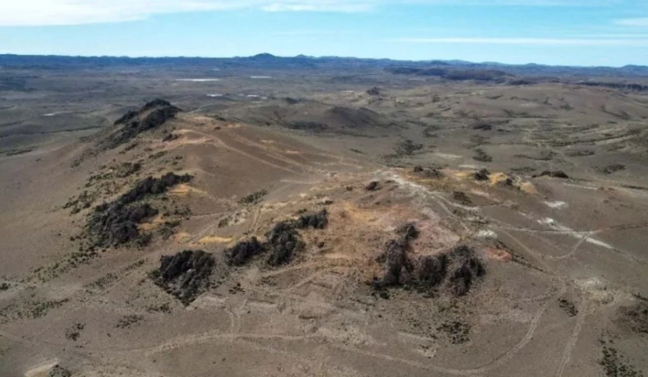 Proyecto aurífero y argentífero en Santa Cruz avanza con éxito en su campaña de perforación