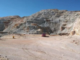 Actualización del Programa de Perforación Minera de Norsemont en Choquelimpie