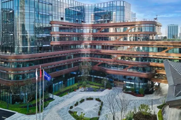 Tianqi presiona a la Suprema y busca frenar la alianza entre Codelco y SQM