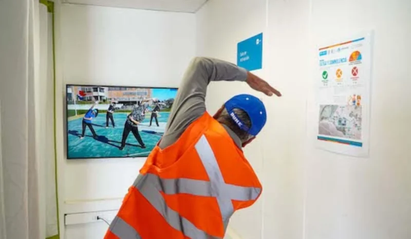 Mina Gabriela Mistral consolida sistema de monitoreo de fatiga y somnolencia para conductores de transporte de personal y operadores de equipos