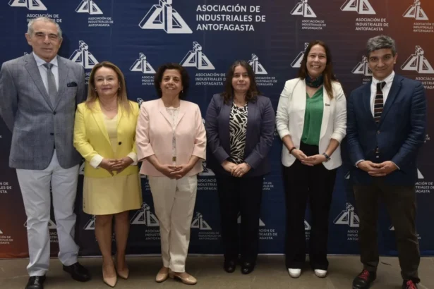 EXPONOR y Colbún sellan alianza para medir y neutralizar la huella de carbono en la exhibición