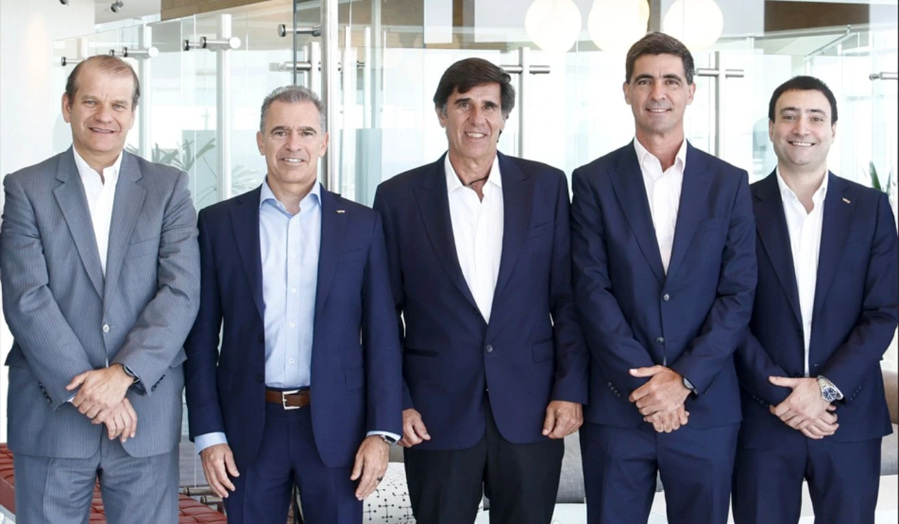 Enap firma contratos de largo plazo, por US$12 mil millones, para abastecerse de crudo desde Argentina