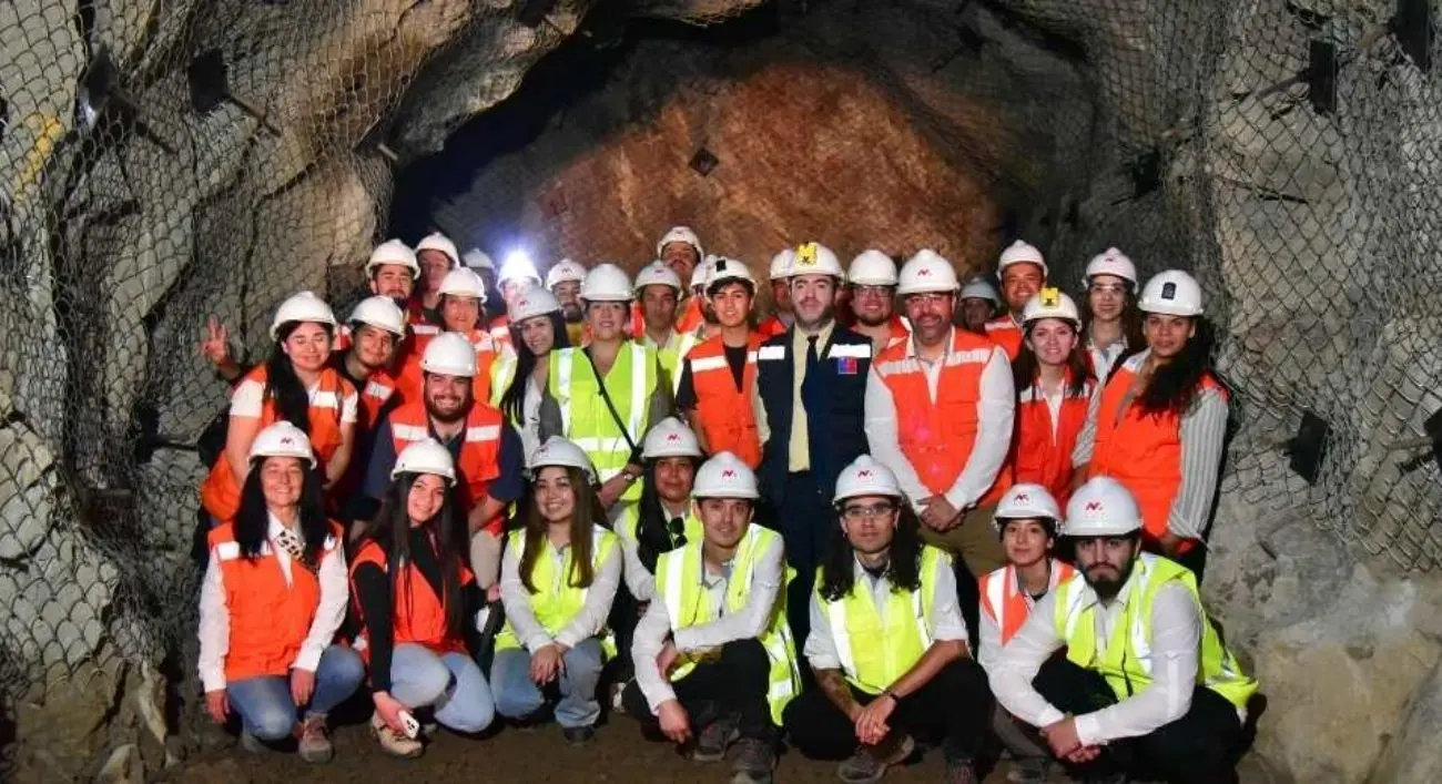 SENCE y Mine Class celebran exitosa formación de nuevos talentos para la industria minera