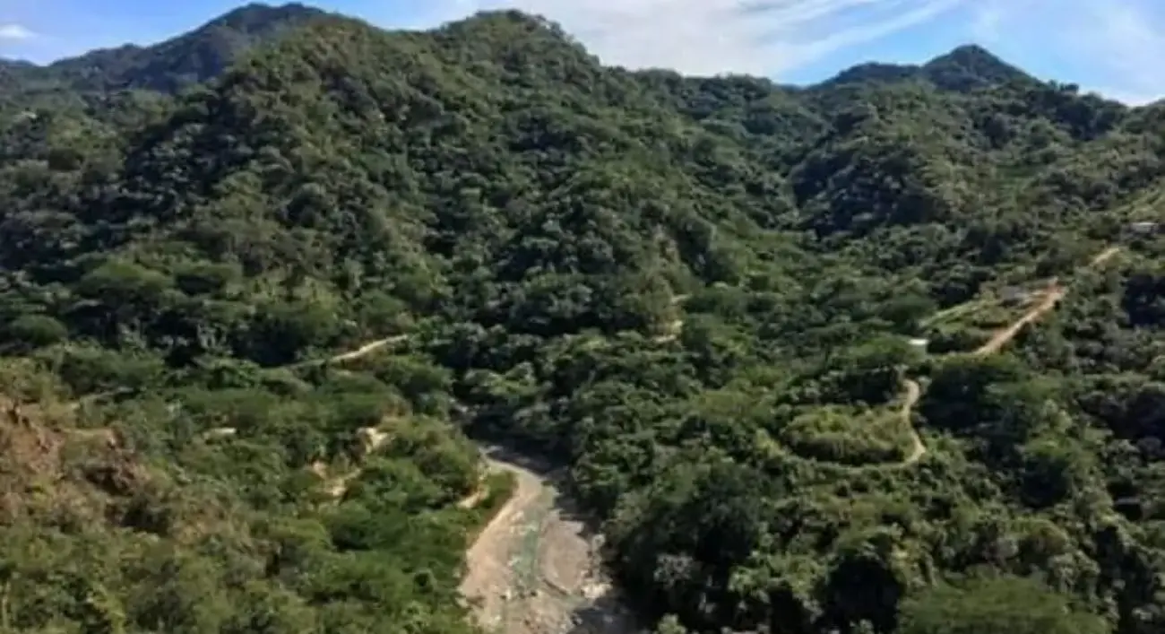 Informe técnico del estudio de viabilidad de los archivos Vizsla Silver sobre el Proyecto Panuco Informe técnico del estudio de viabilidad de los archivos Vizsla Silver sobre el Proyecto Panuco