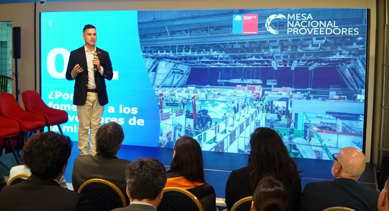 Gobierno refuerza rol estratégico de proveedores en la minería junto a Aprimin Gobierno refuerza rol estratégico de proveedores en la minería junto a Aprimin