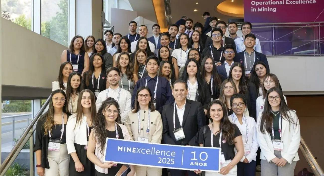 CMP destaca por su liderazgo técnico y formativo con siete exposiciones y nueve becas para estudiantes CMP destaca por su liderazgo técnico y formativo con siete exposiciones y nueve becas para estudiantes