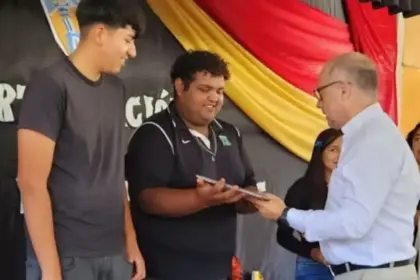 Estudiantes de Los Loros finalizaron curso de habilidades para la vida laboral con apoyo de Caserones