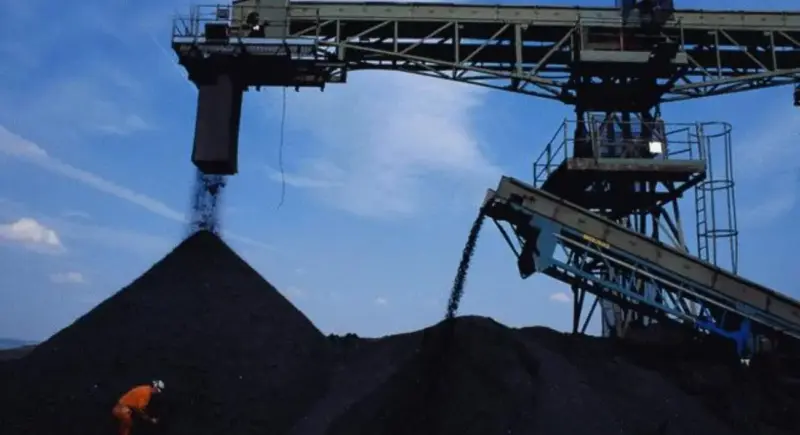 AIE: Demanda global de carbón llegará a cifra récord en 2025