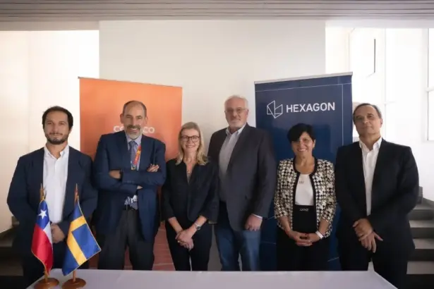 Codelco y Hexagon firman acuerdo para desarrollar e implementar soluciones tecnológicas avanzadas en minería