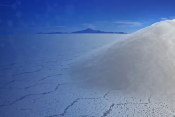 Precio del litio sube 13% impulsado por mayor demanda y incertidumbre en oferta