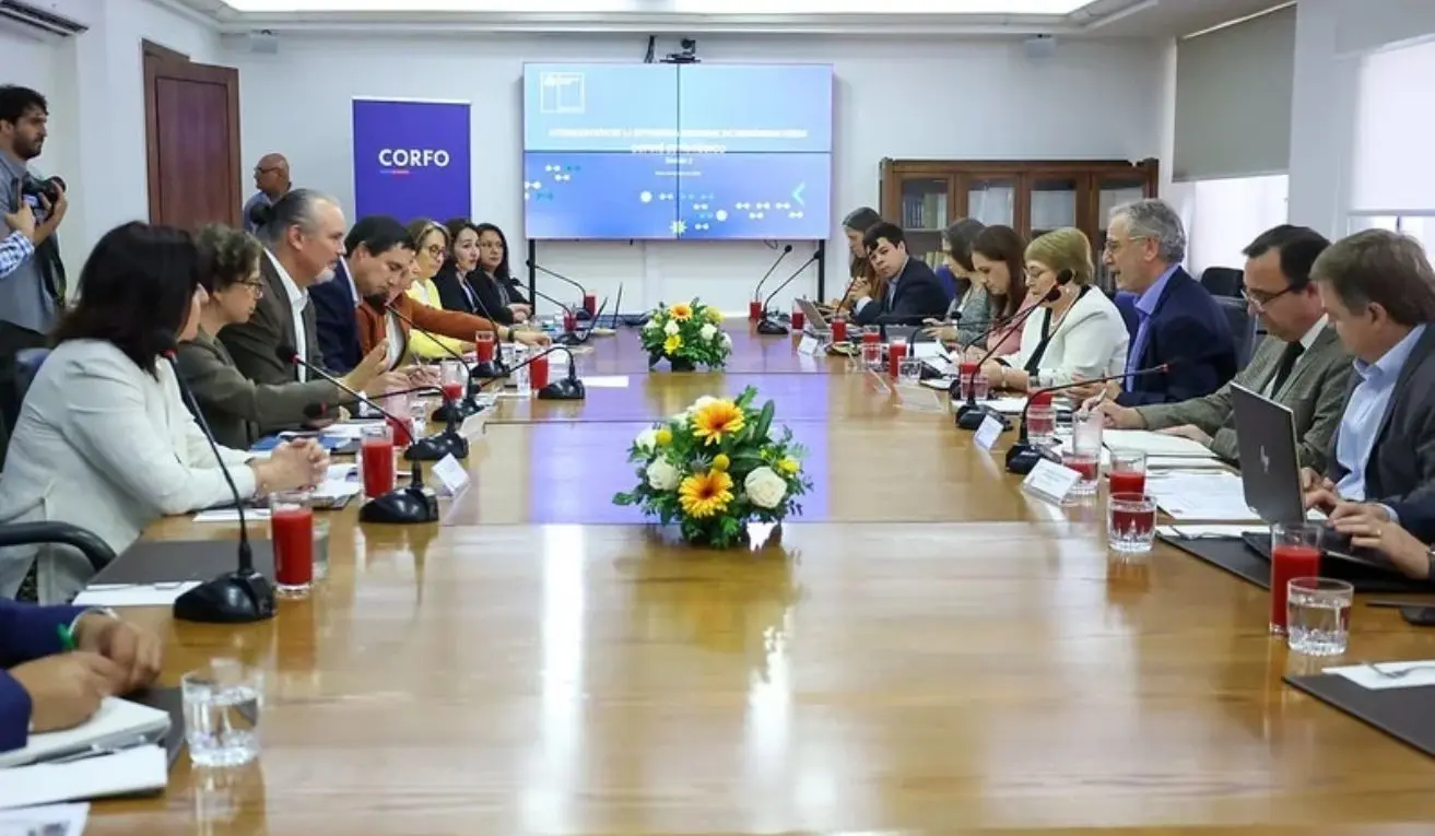 Biministro García destaca aprobación del Coeva Antofagasta a mayor proyecto de amoníaco e hidrógeno verde del país