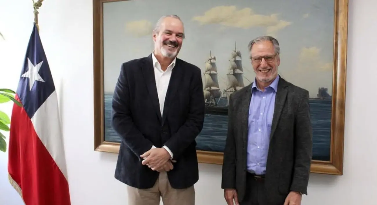 Contraloría toma razón de los contratos entre Corfo, SQM y Codelco que permiten dar continuidad a operaciones de litio en el Salar de Atacama