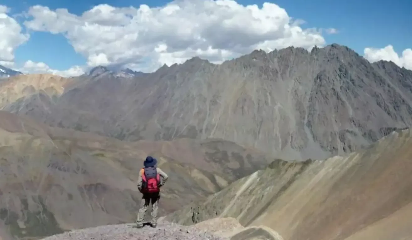 Argentina: Mendoza destraba un proyecto clave y habilita la primera perforación cuprífera en el Distrito Minero Occidental de Malargüe Argentina: Mendoza destraba un proyecto clave y habilita la primera perforación cuprífera en el Distrito Minero Occidental de Malargüe