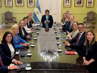 Milei refuerza su estrategia minera y respalda millonaria inversión de Rio Tinto en litio argentino