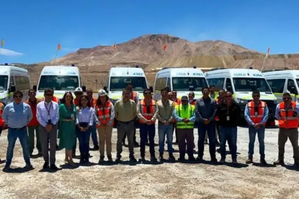 Renovación del transporte en faena: Codelco Salvador refuerza seguridad y estándar operacional con nueva flota 4×4