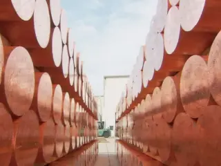 Cobre en modo fiesta: Marca nuevo récord en Londres, supera los U$5,5 y va por su mejor año desde 2009