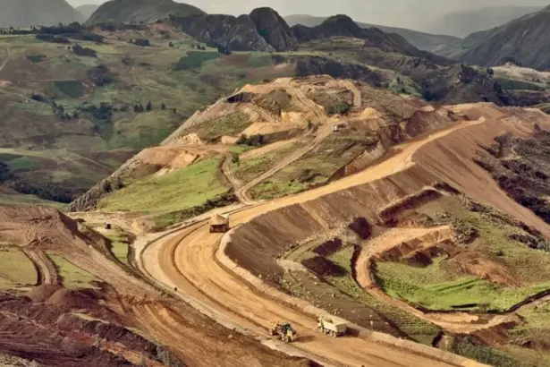 Rio Silver cierra la adquisición de la propiedad Maria Norte Ag-au-Pb-Zn en el centro de Perú