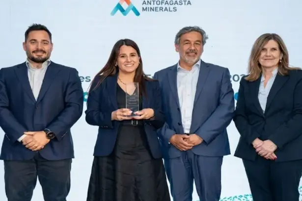 Veltis Latam recibe reconocimiento por su aporte en minería inclusiva y sostenible