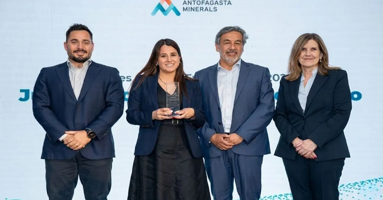 Veltis Latam recibe reconocimiento por su aporte en minería inclusiva y sostenible