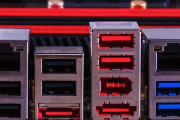 Negro, azul o rojo: Qué significan realmente los colores de los puertos USB