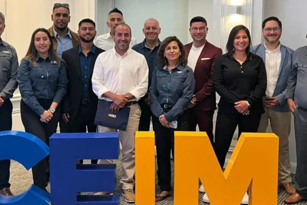 CEIM certificó a primera generación de operadores CAEX en Santiago, impulsando minería