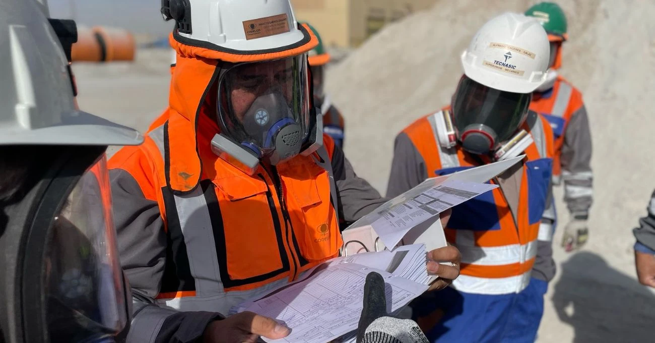 Codelco abre 12 vacantes para técnicos y profesionales en distintas divisisiones