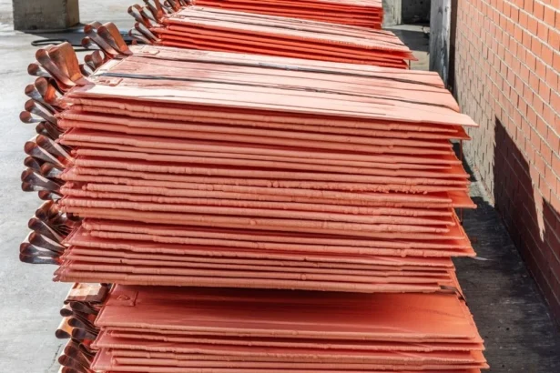 Cobre alcanza precio histórico: supera los 5 dólares la libra en mercados internacionales
