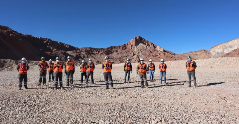 Minería chilena duplica su fuerza laboral y avanza en tecnología y diversidad