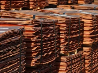 Precio del cobre alcanza US$5,28 la libra impulsado por menor oferta global