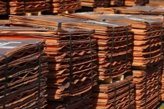 Precio del cobre alcanza US$5,28 la libra impulsado por menor oferta global