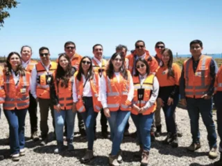Veltis Latam recibe premio Aprimin 2025 por excelencia en seguridad minera