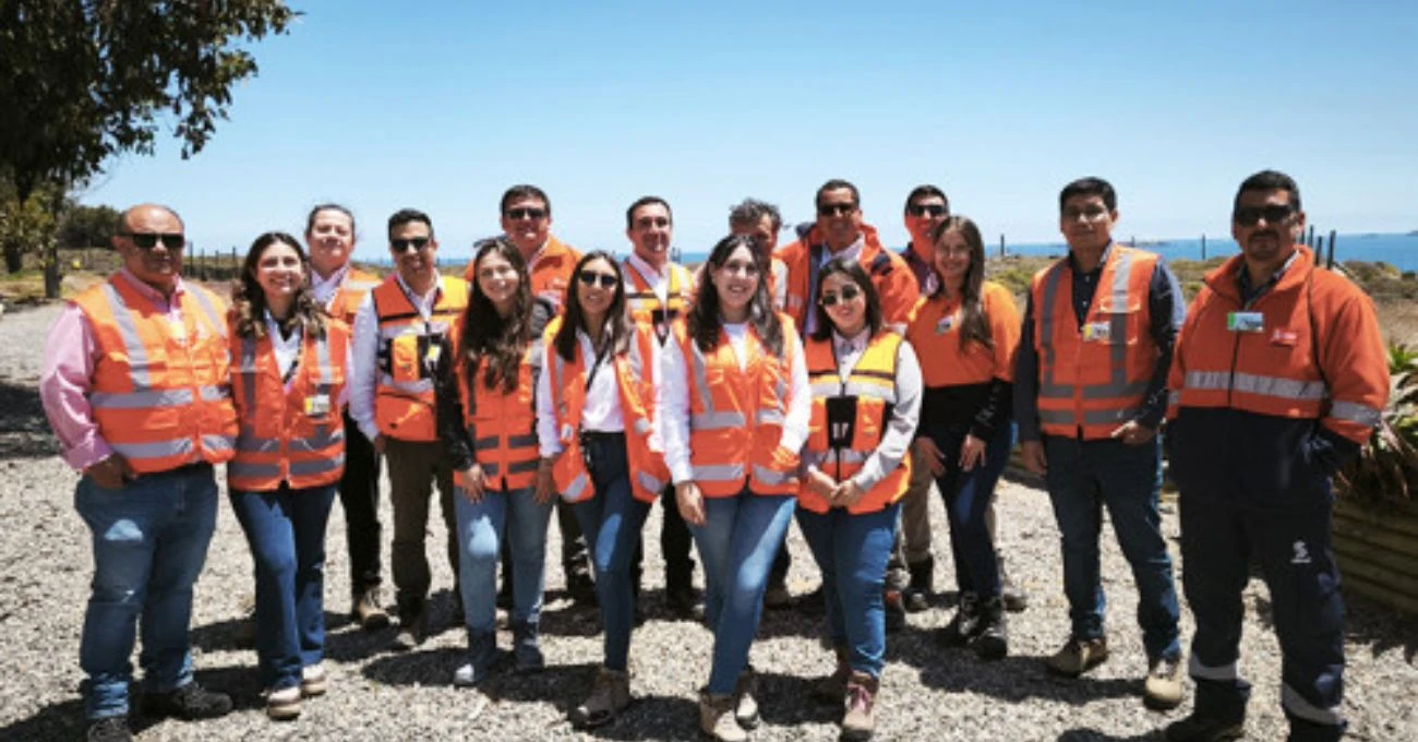 Veltis Latam recibe premio Aprimin 2025 por excelencia en seguridad minera