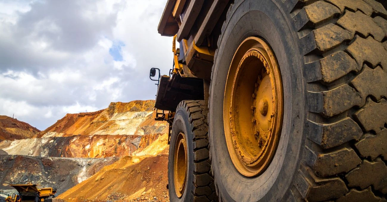 Informe revela desafíos y oportunidades en estándares de sostenibilidad para la minería global